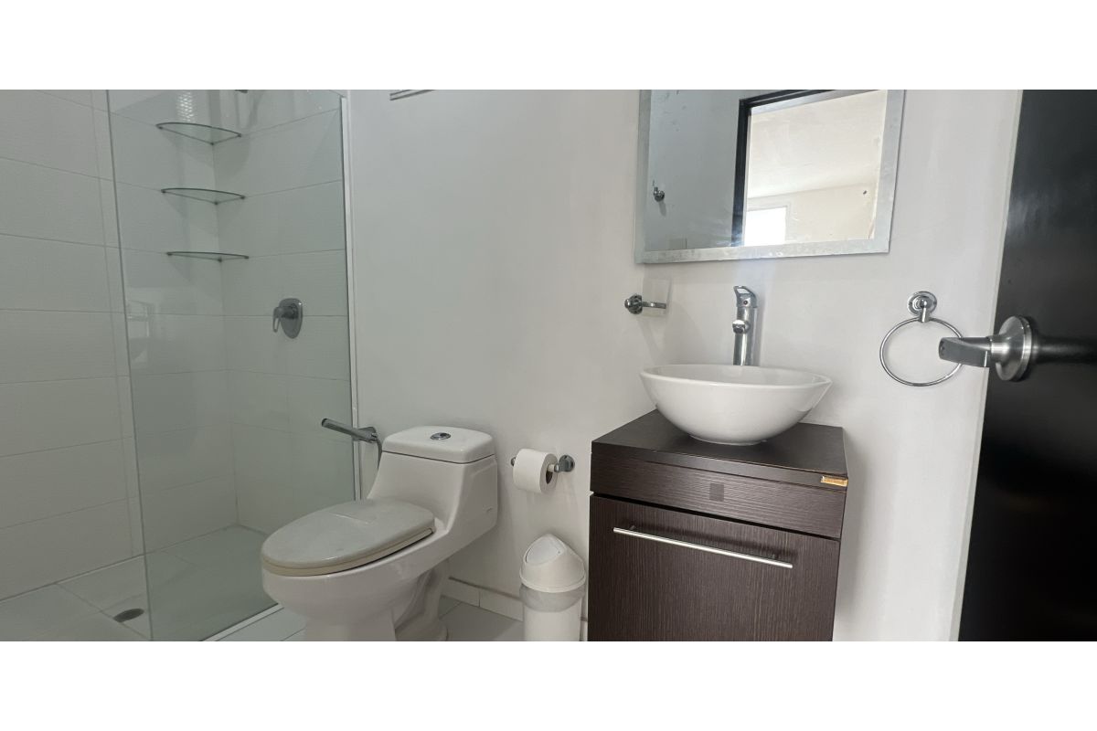 Imagen 4 de VENTA DE CASA EN VILLA SANTOS DE 2 PISOS