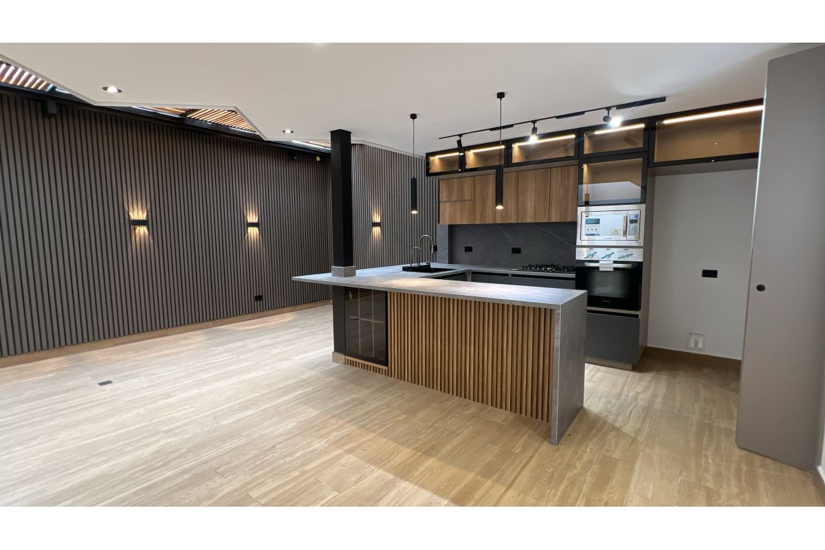 MODERNA CASA EN LA CEJA, PARA ESTRENAR ✨