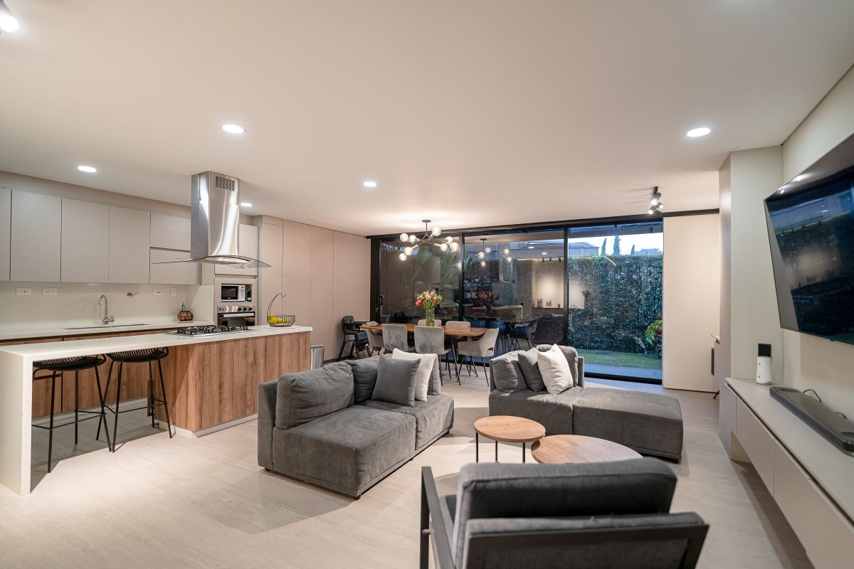 Imagen 8 de HERMOSA CASA EN LA CALLEJA ENVIGADO 🏡