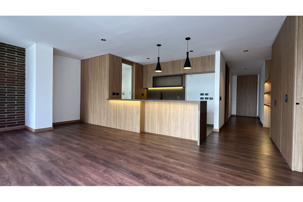 Imagen 2 de ✨HERMOSO APARTAMENTO EN EL ESMERALDAL ✨