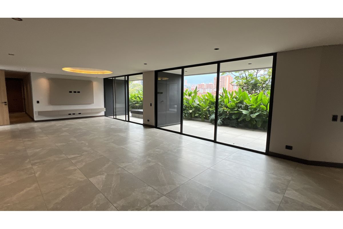 Imagen 4 de ✨APARTAMENTO DE LUJO CON TERRAZA PANORAMICA EN ENVIGADO✨