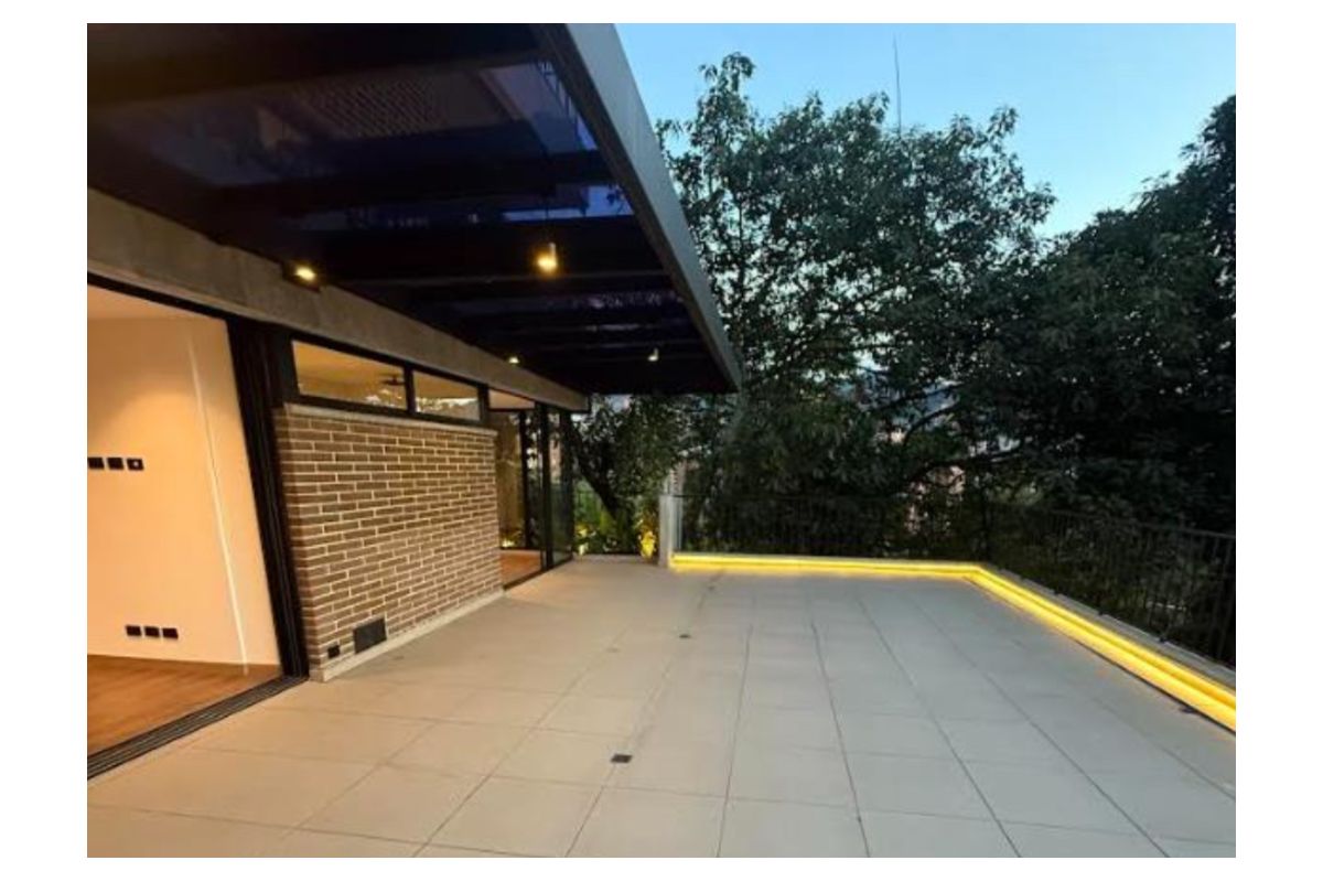 ✨HERMOSO APARTAMENTO EN EL ESMERALDAL ✨