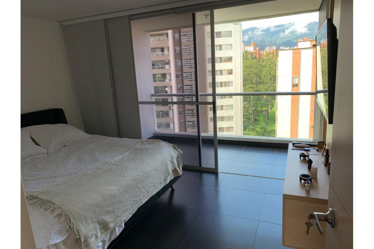 Imagen 4 de NUEVO INGRESO🚨ESPECTACULAR APARTAMENTO EN EL POBLADO✨