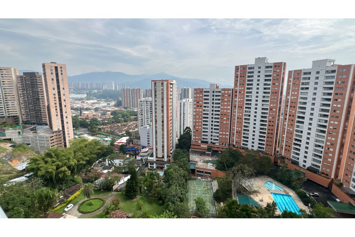 Imagen 1 de APARTAMENTO EN VENTA SABANETA EXCELENTE DISTRIBUCIÓN Y ALTURA🔑