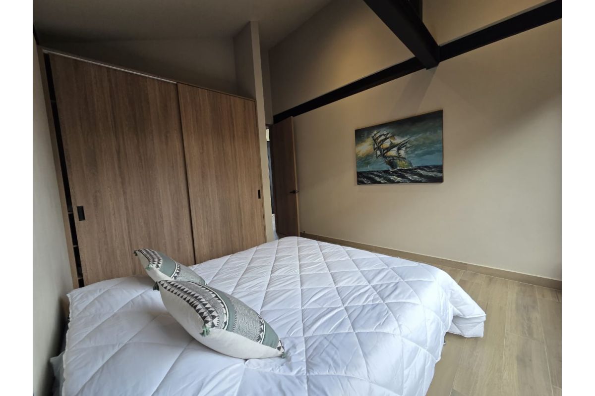 Imagen 14 de ESPECATCULAR CASA EN VÍA LA CEJA LLANOGRANDE