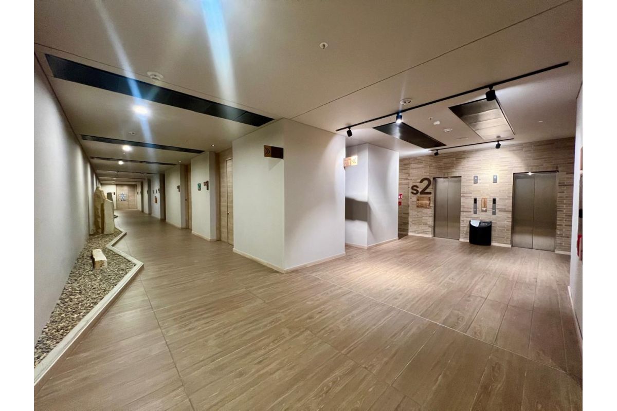 Imagen 6 de LOCAL OFICINA EN LEMONT PALMAS