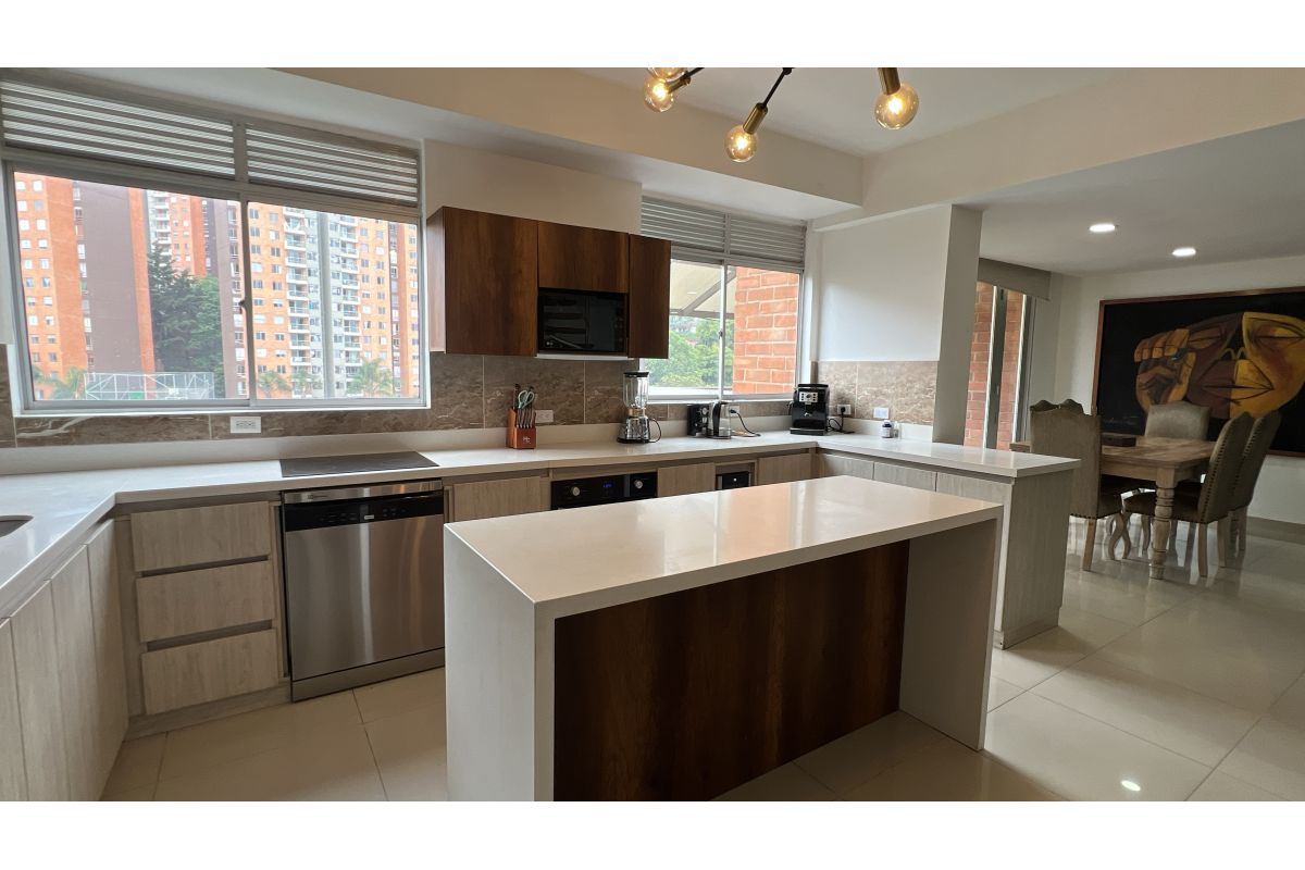 Imagen 2 de HERMOSO PENTHOUSE EN ENVIGADO