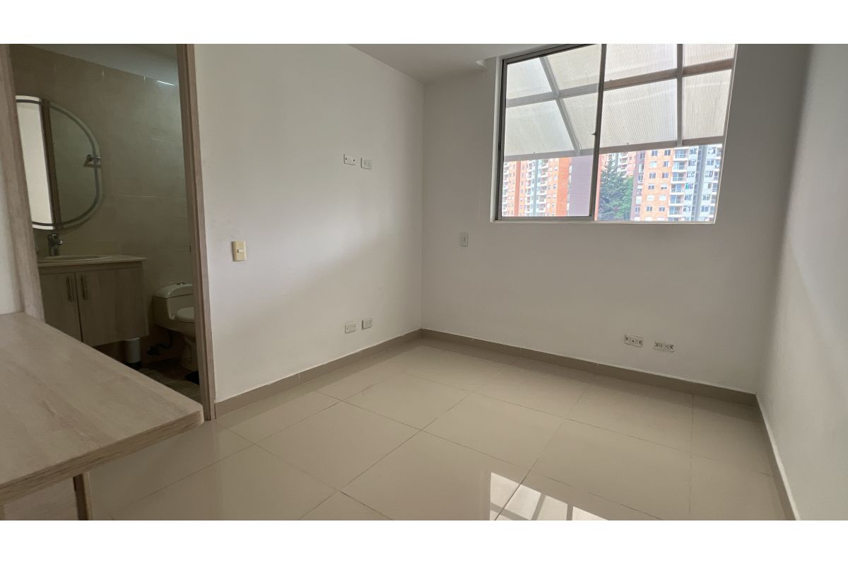 Imagen 12 de HERMOSO PENTHOUSE EN ENVIGADO