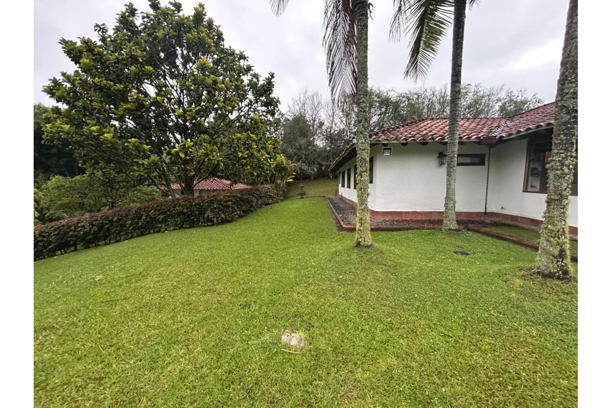 Imagen 10 de VENTA CASA SECTOR SAJONIA