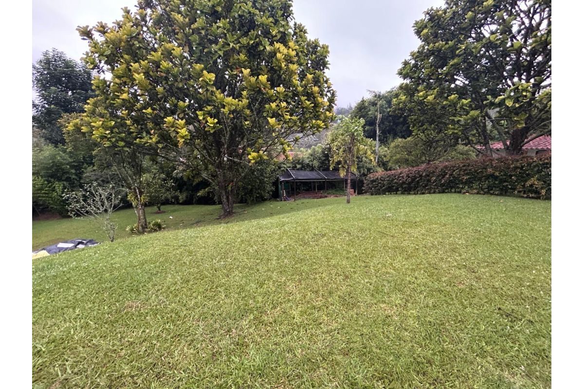 Imagen 17 de VENTA CASA SECTOR SAJONIA